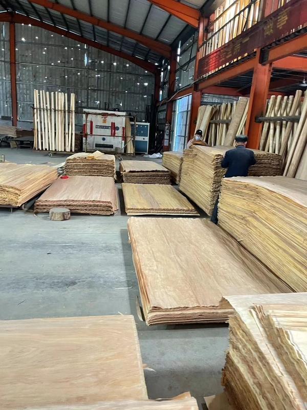 Three Quarter Inch Encalyptus Plywood Flat Film Faced Plywood 8x4 with Moisture 6%-8%