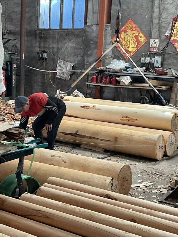 Three Quarter Inch Encalyptus Plywood Flat Film Faced Plywood 8x4 with Moisture 6%-8%